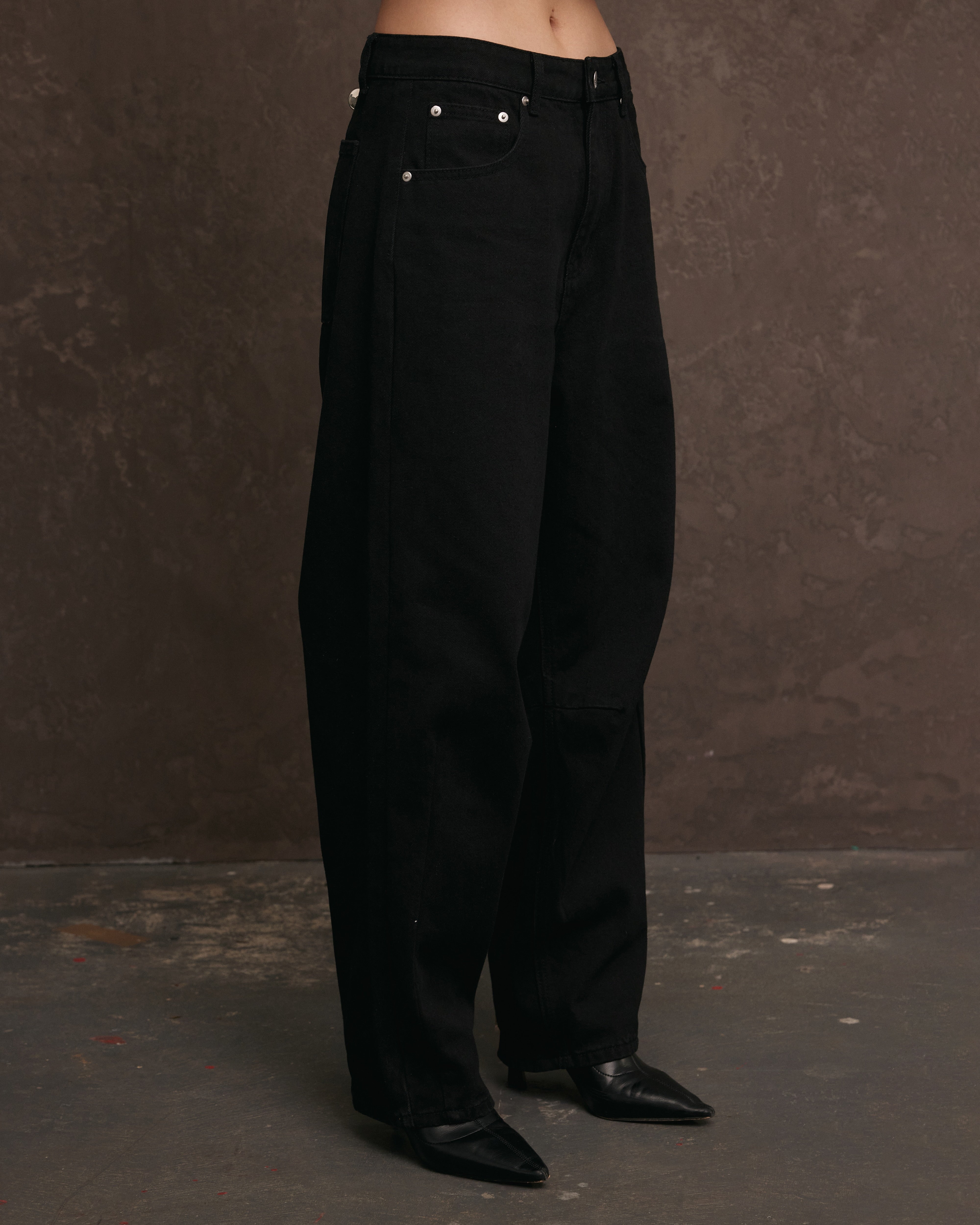 Nothing Tapered Jeans | Tar