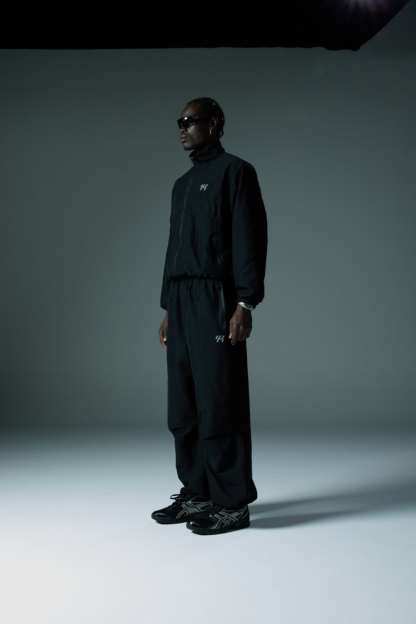 YK Move Aeroshell Pants | Black