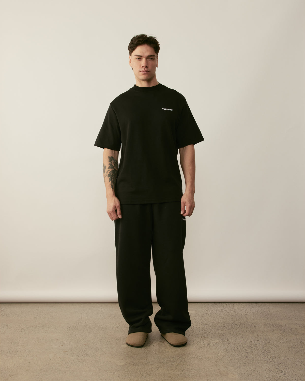 Core Essentials Relaxed Tee | Black-3