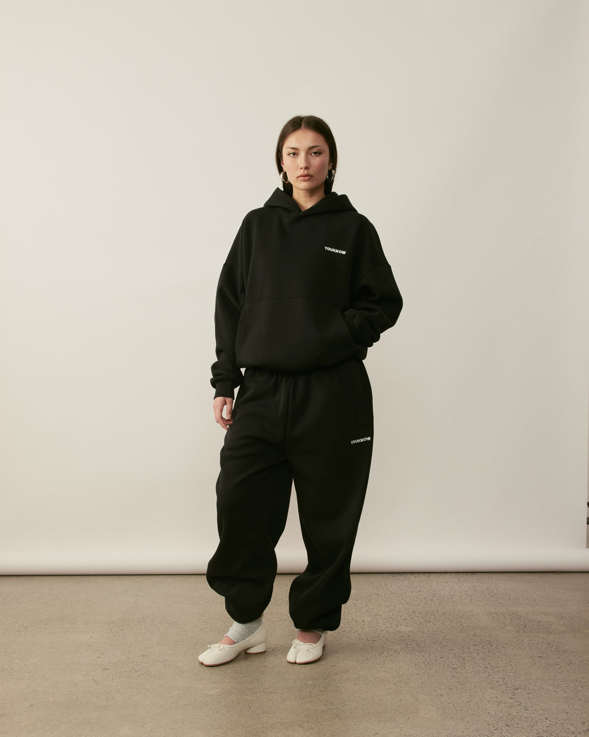 Core Essentials Box Hoodie | Black-5