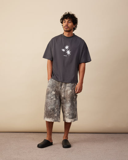 Star Box Tee | Charcoal
