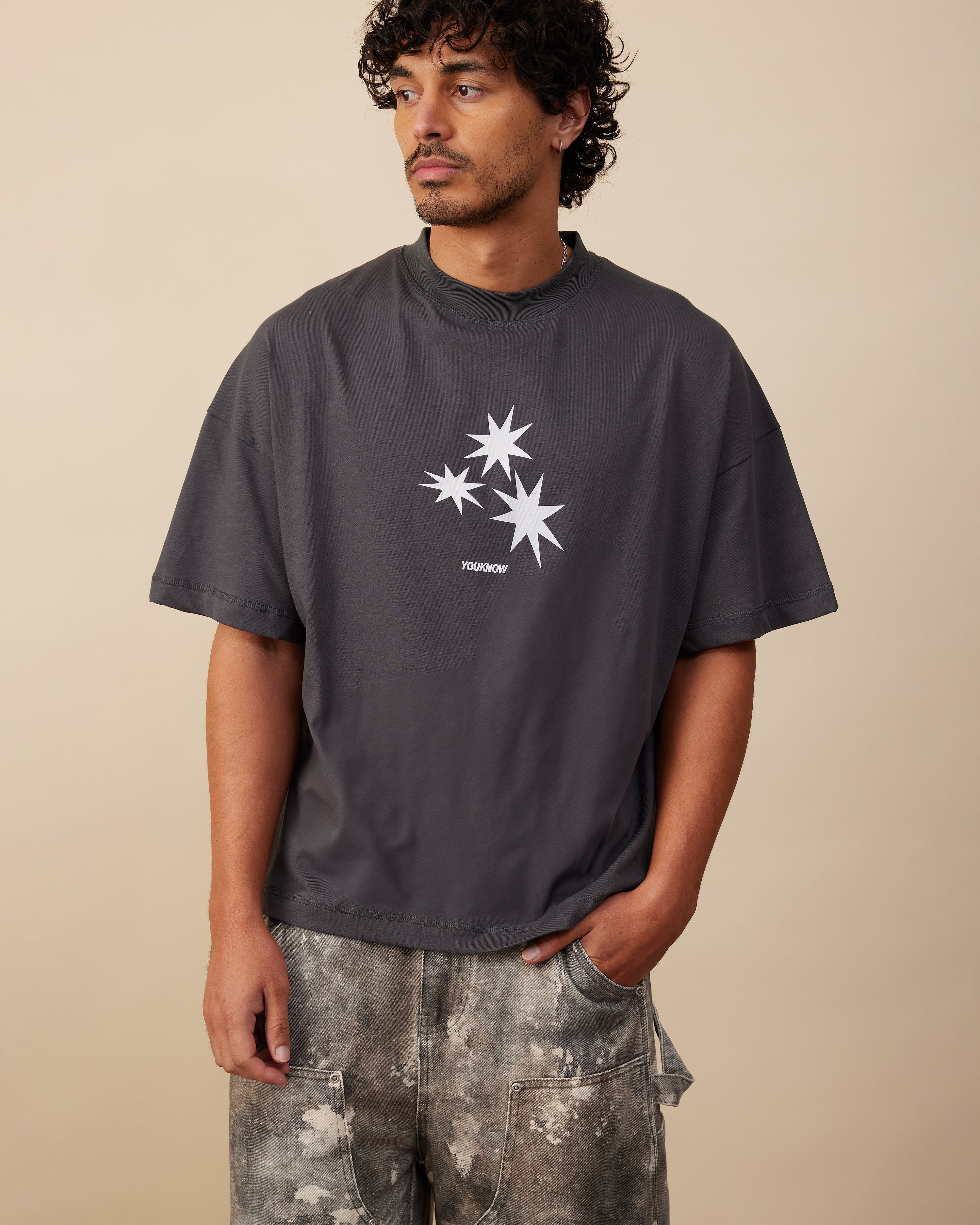 Star Box Tee | Charcoal