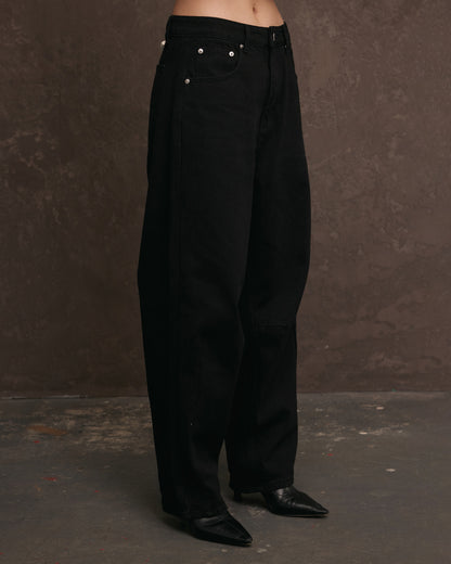 Nothing Tapered Jeans | Tar