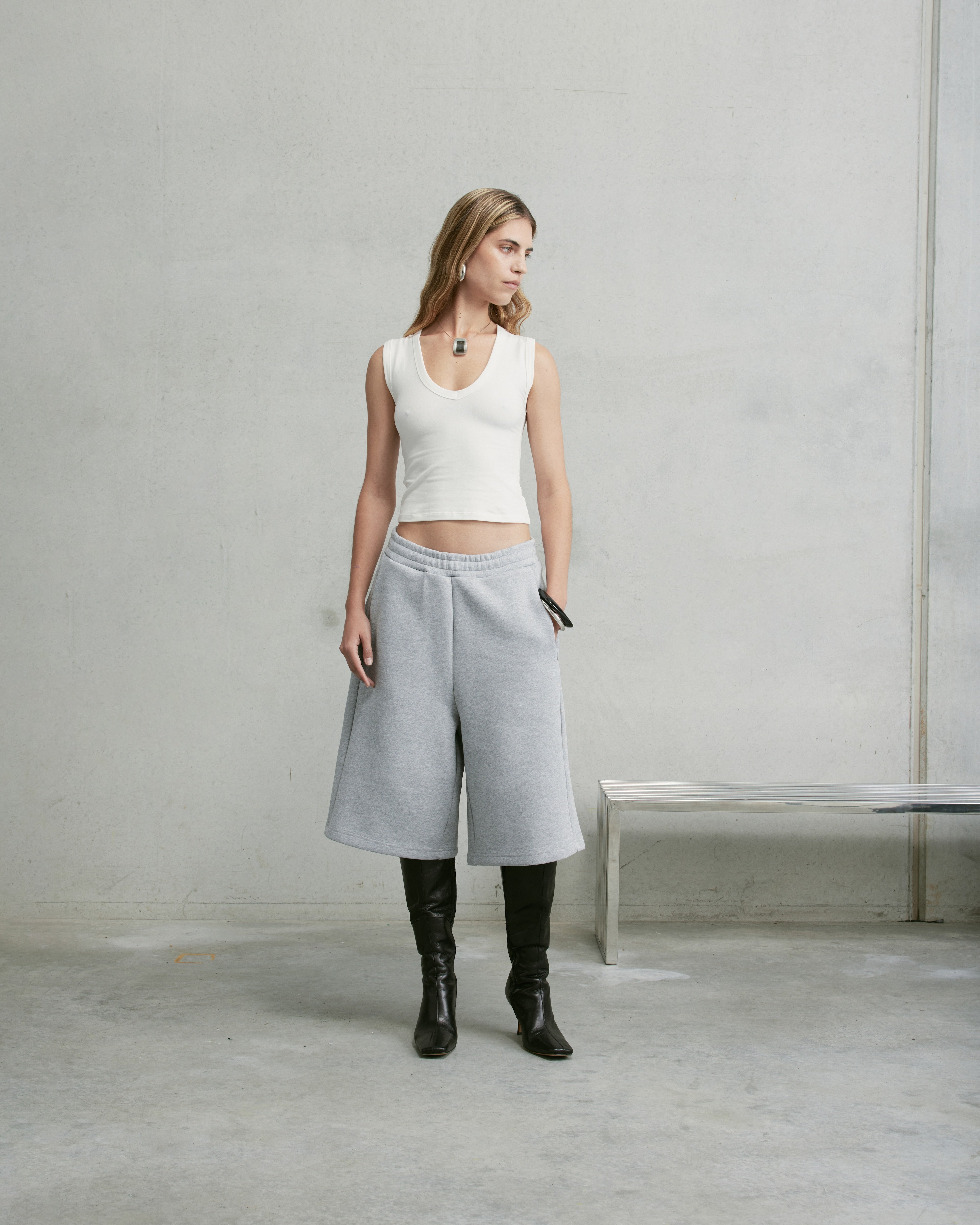 Nothing Deep V Tank | Cloud White