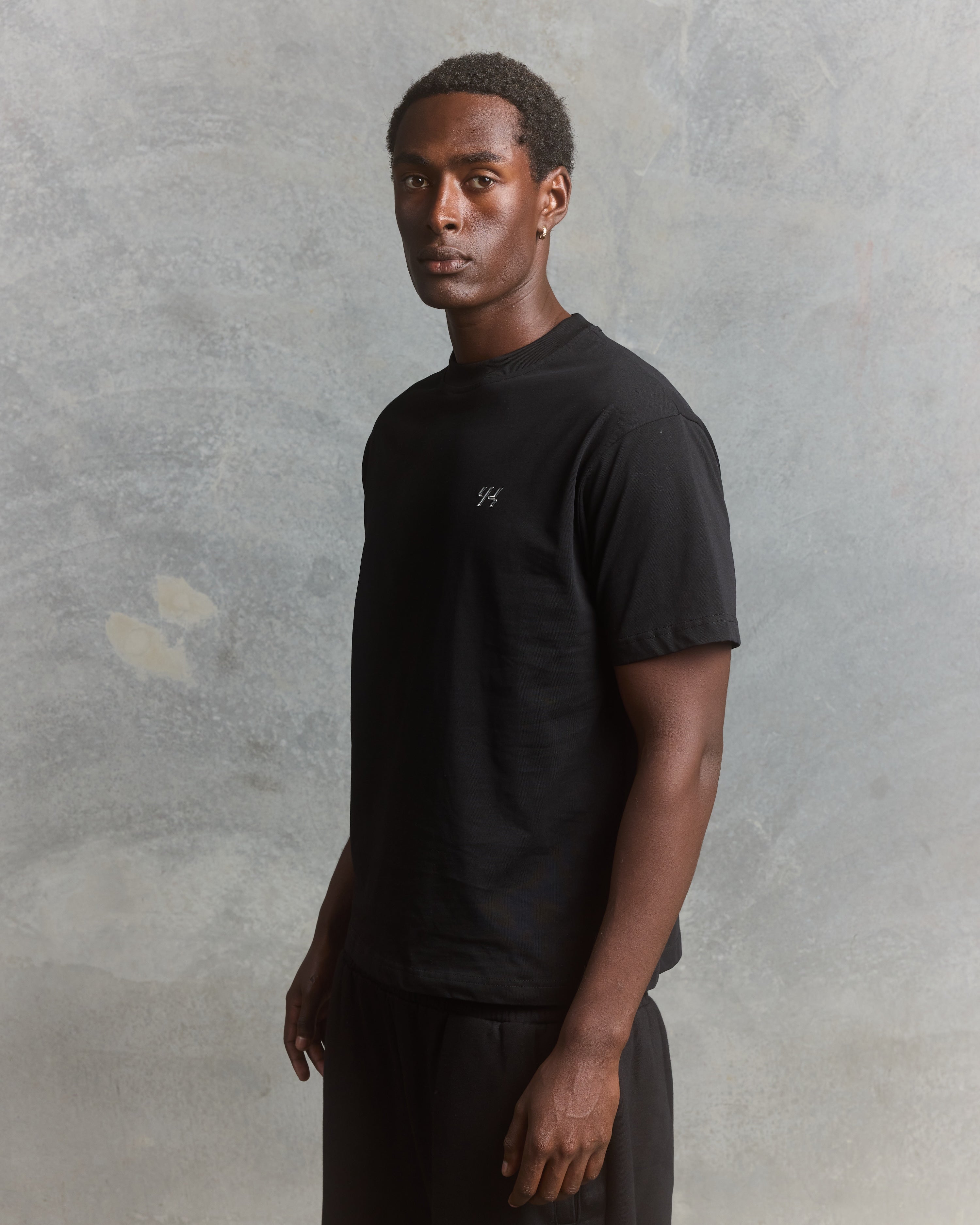 YK Move Reset Tee | Black